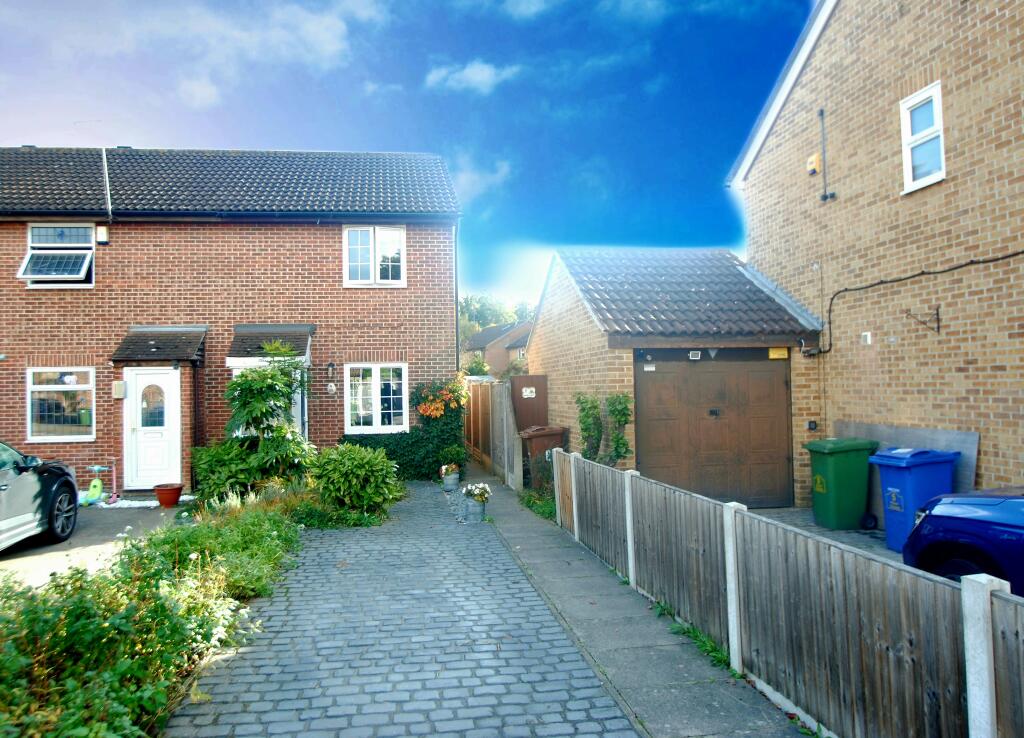 Main image of property: Prior Chase, Grays, RM17