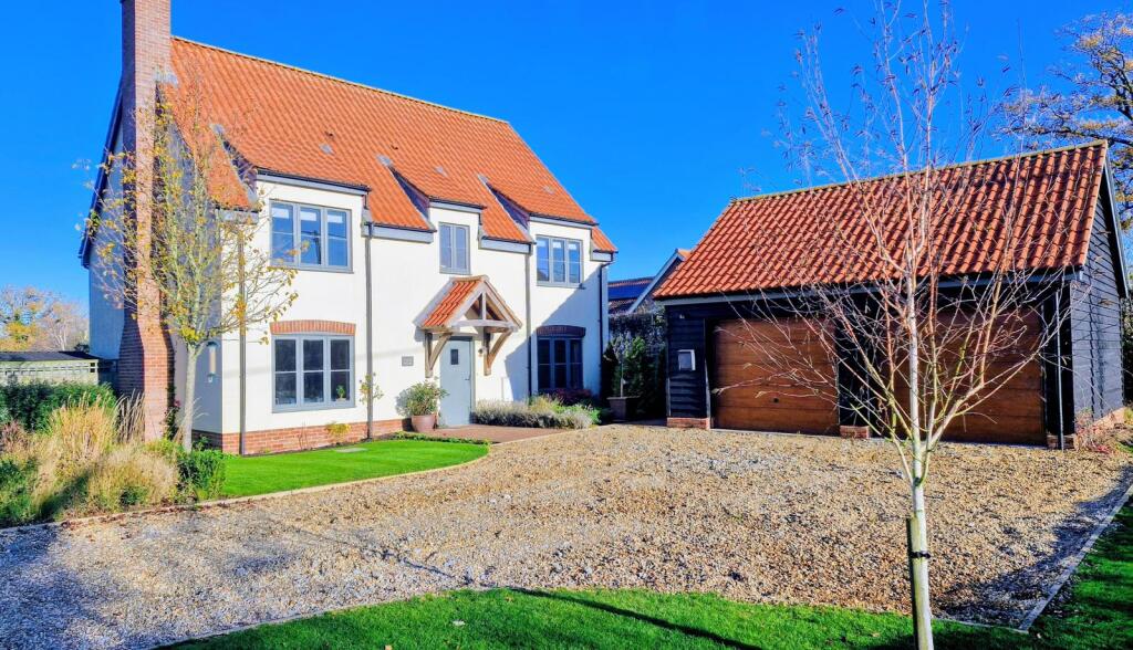 Main image of property: Church Road, Wreningham, Norwich, NR16