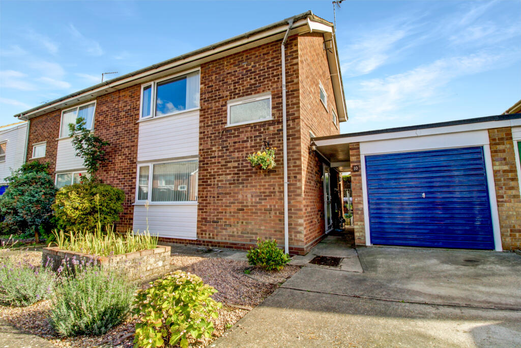 Main image of property: Allington Close, Ipswich, IP4