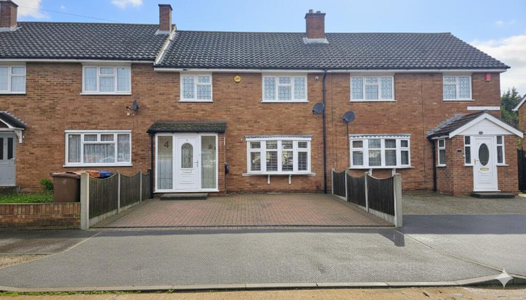 Main image of property: Dacre Crescent, Aveley, RM15