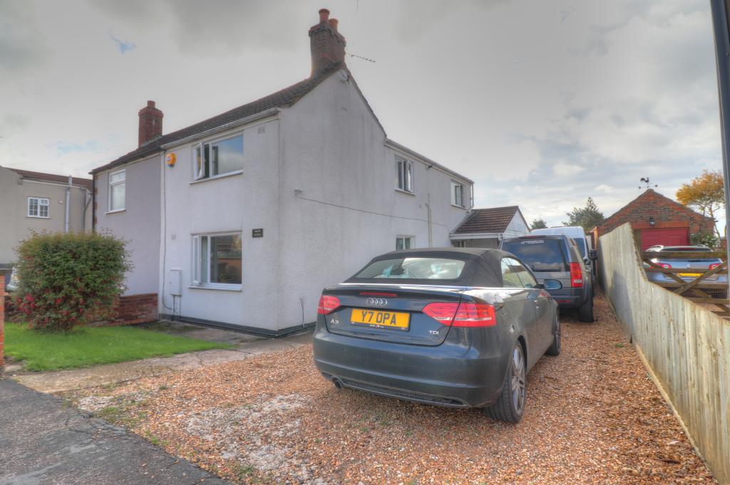 3 bedroom semidetached house for sale in Well End, Friday Bridge, PE14