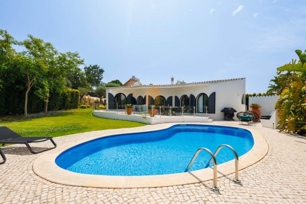 Main image of property: Carvoeiro, Algarve