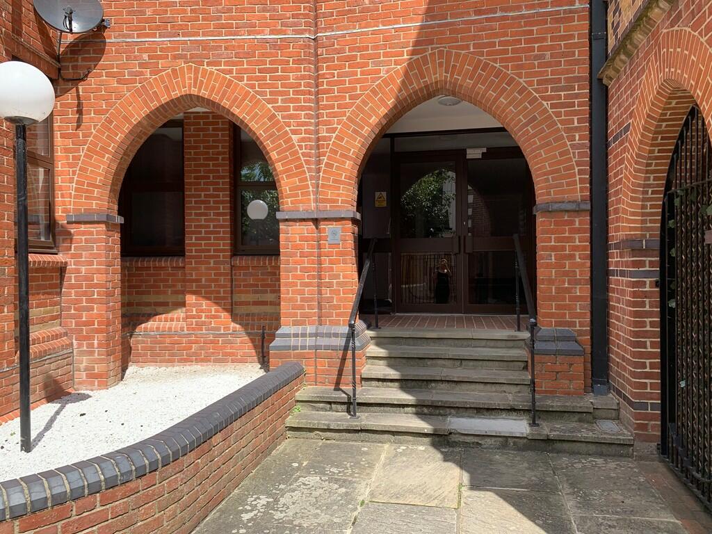 2 bedroom apartment for rent in New Street, Basingstoke, RG21