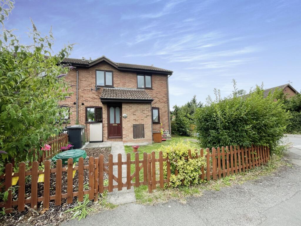 Main image of property: Thumwood, Chineham, RG24
