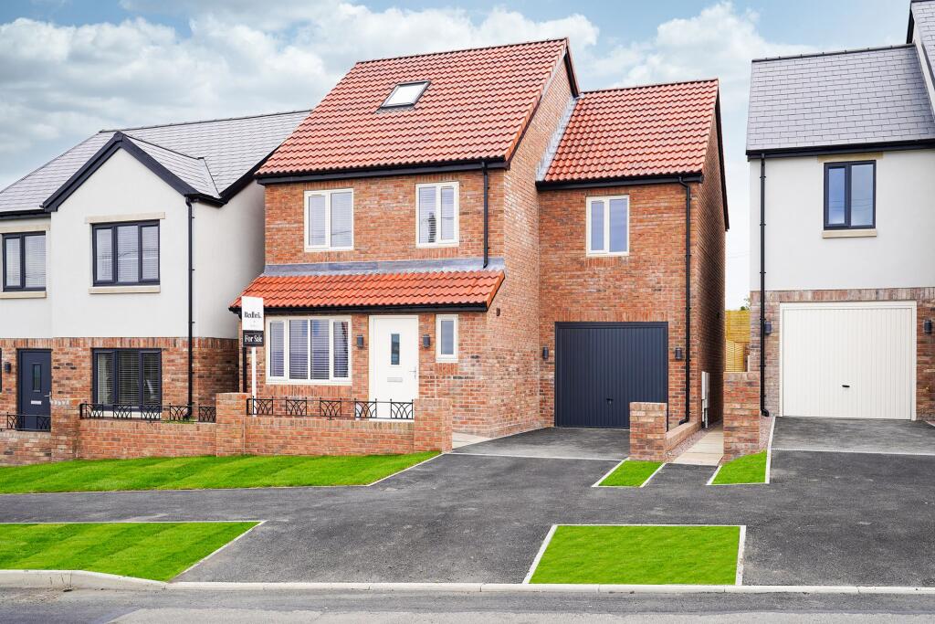 Main image of property: 2 Manor Farm Row, Upperthorpe Road Killamarsh S21