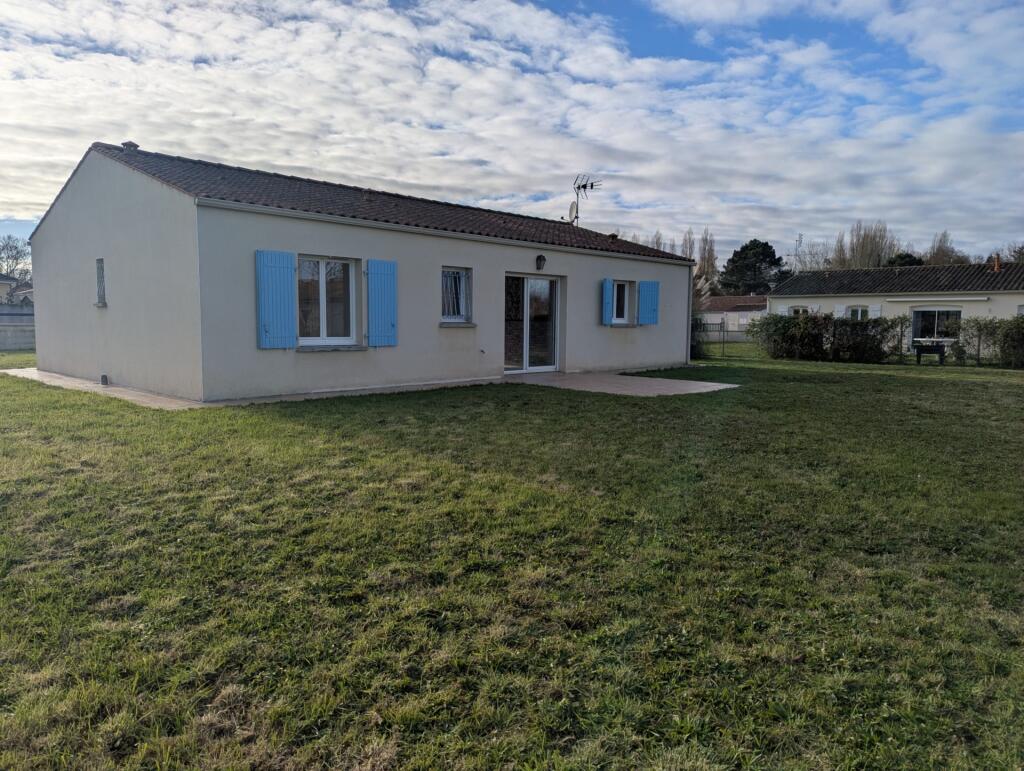 Main image of property: 17240 st-genis-de-saintonge