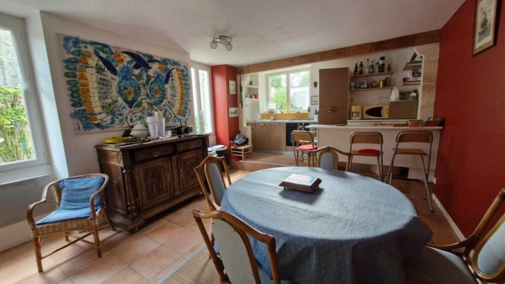 Main image of property: 17120 mortagne-sur-gironde