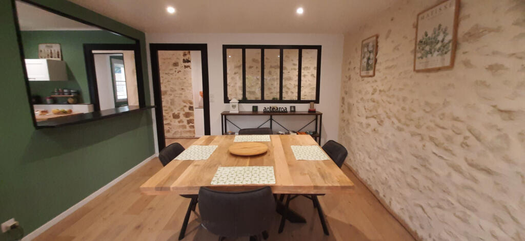 Main image of property: 17240 st-fort-sur-gironde