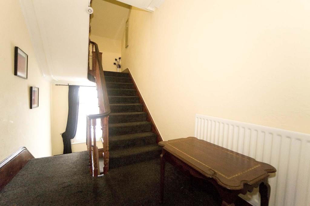 6 bedroom terraced house for sale in Henry Smith Terrace, Hartlepool, TS24