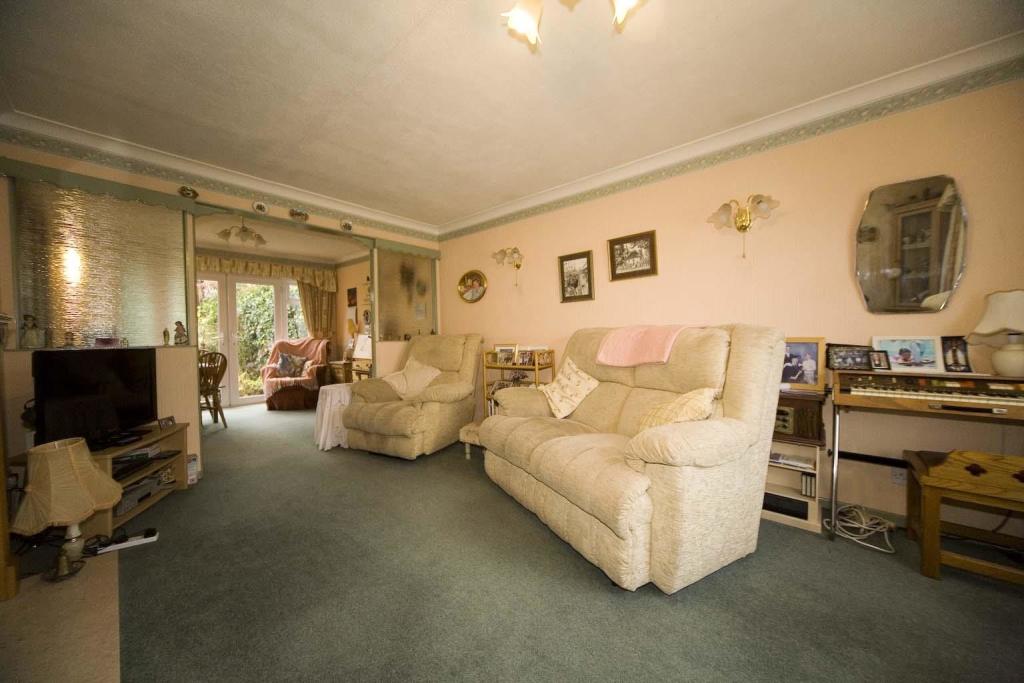 3 bedroom semidetached house for sale in Caistor drive, TS25