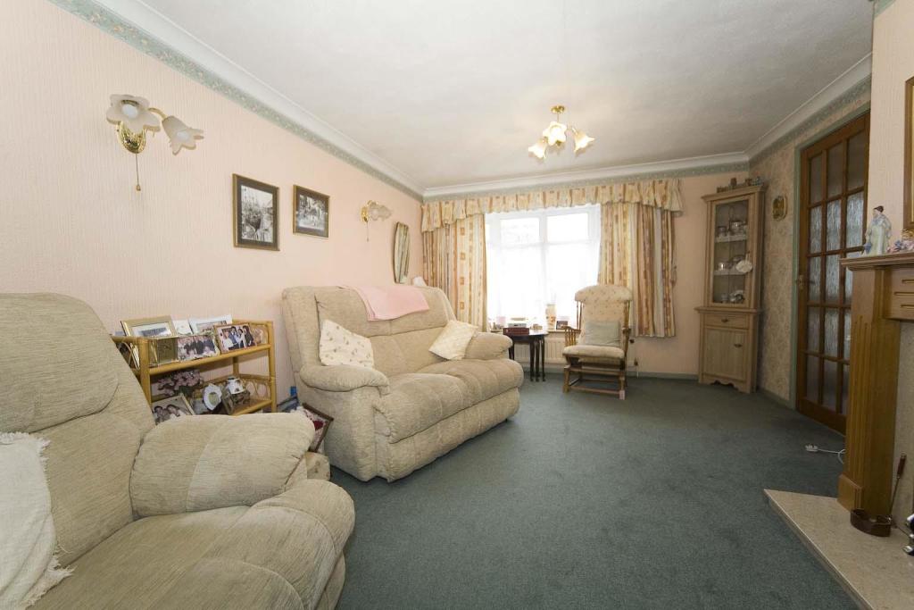 3 bedroom semidetached house for sale in Caistor drive, TS25