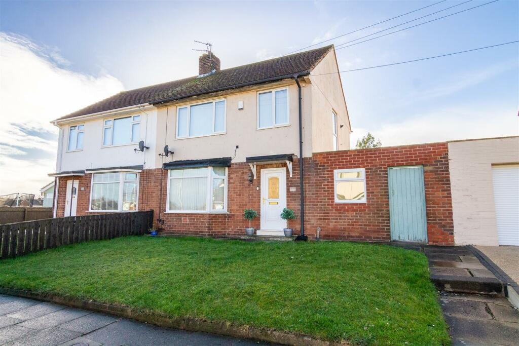 3 bedroom semidetached house for sale in Romanby Avenue, StocktonOn