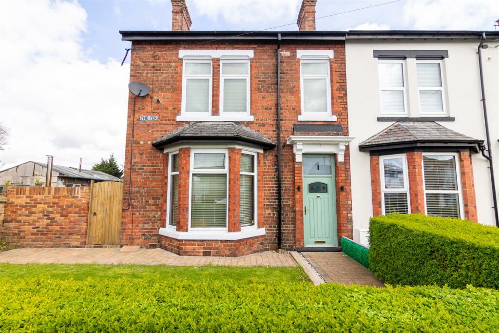 3 bedroom house for sale in Front Street, Shotton Colliery, Durham, DH6