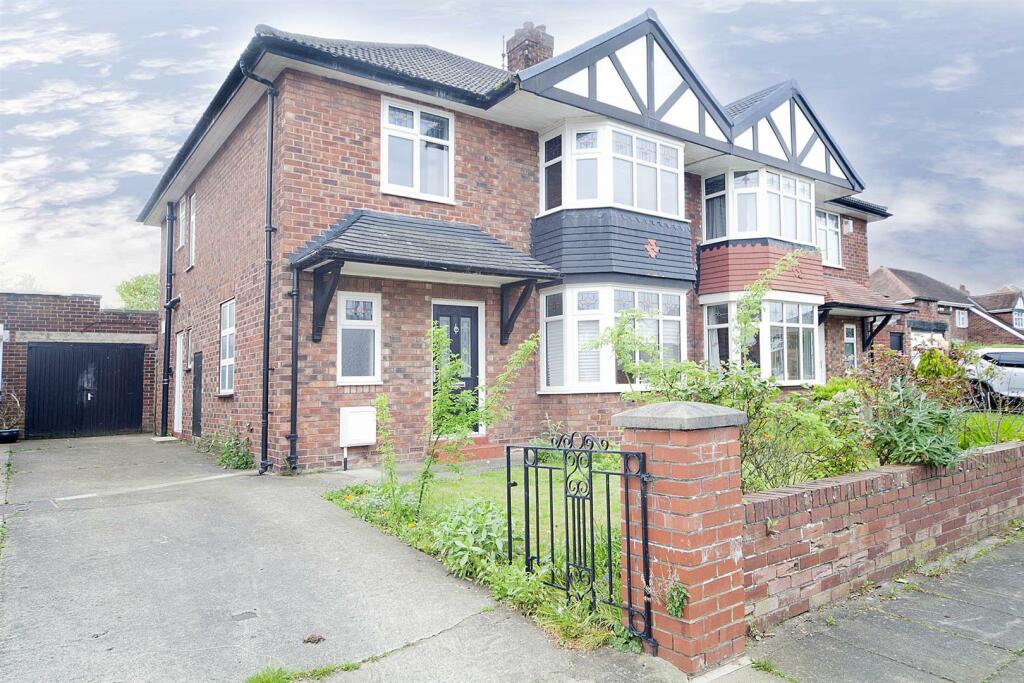 3 bedroom semidetached house for sale in Claremont Drive, Hartlepool, TS26