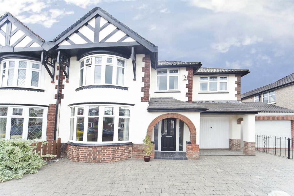 3 bedroom semidetached house for sale in Linden Grove, Hartlepool, TS26