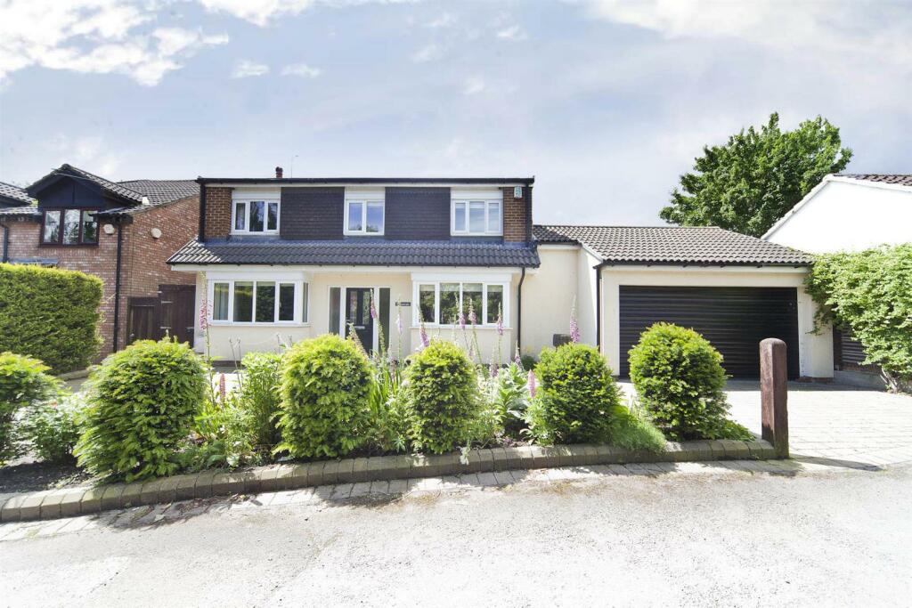3 bedroom detached house for sale in The Ghyll, Elwick, Hartlepool, TS27