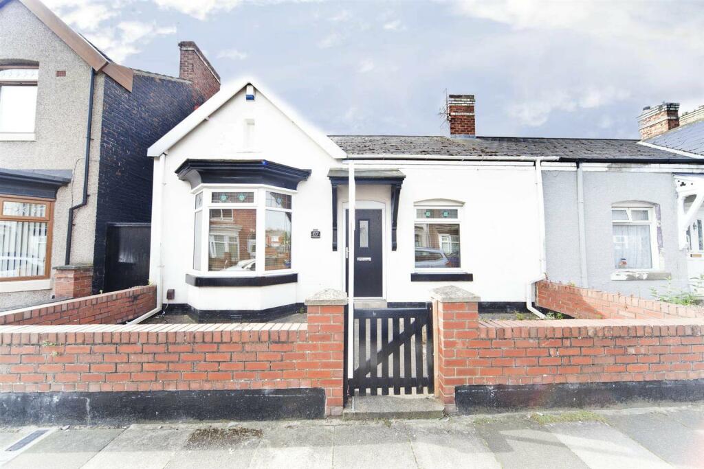 2 bedroom bungalow for sale in Sandringham Road, Hartlepool, TS26