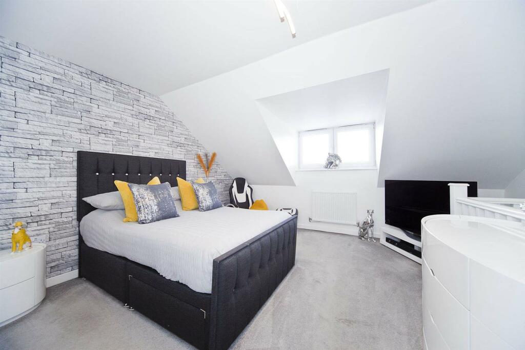 Additional property image - Hanover Crescent, Shotton Colliery, Durham