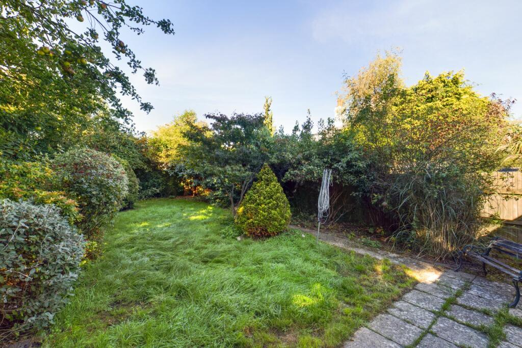 4 bedroom detached house for sale in Moat Road, East Grinstead, West Sussex, RH19