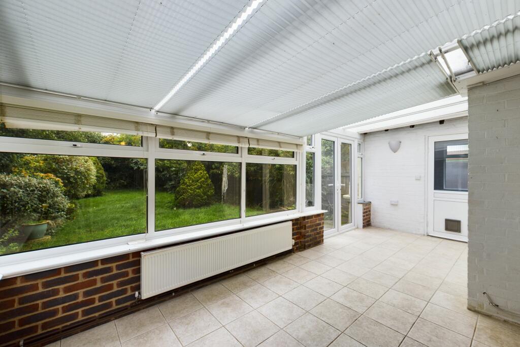 4 bedroom detached house for sale in Moat Road, East Grinstead, West Sussex, RH19