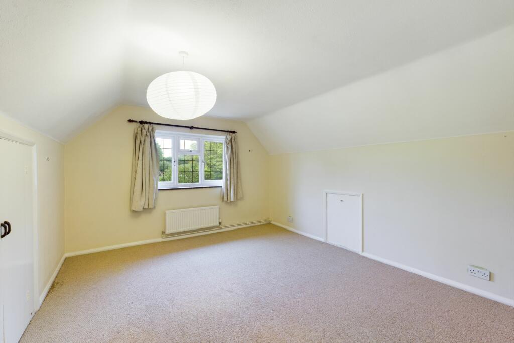 4 bedroom detached house for sale in Moat Road, East Grinstead, West Sussex, RH19