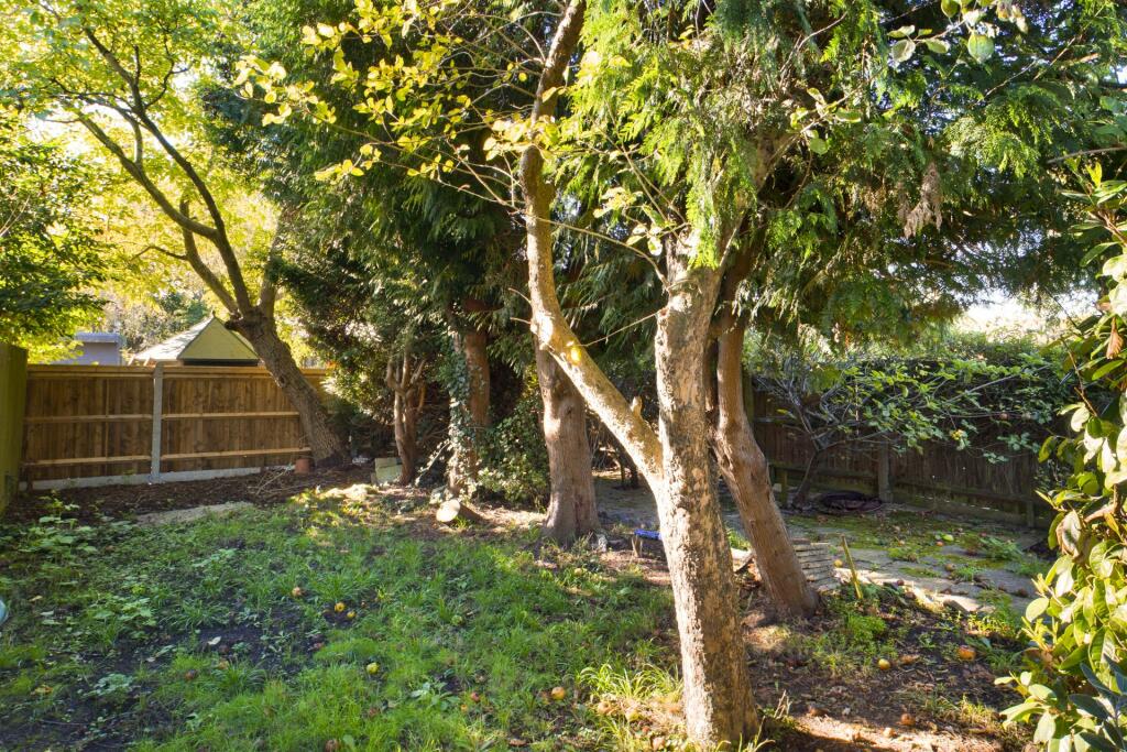 4 bedroom detached house for sale in Moat Road, East Grinstead, West Sussex, RH19