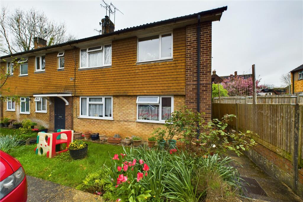 2 bedroom for sale in Grange Court, Lagham Road, South