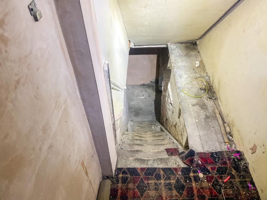 Additional property image - 42-44 Westgate, West Yorkshire, BD1 2QR