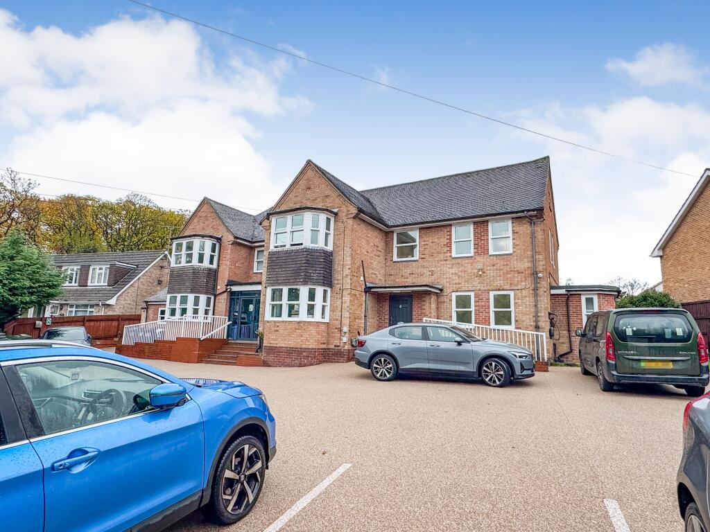 Main image of property: Haversham House, 327 Bromsgrove Road, Worcestershire, B97 4NH