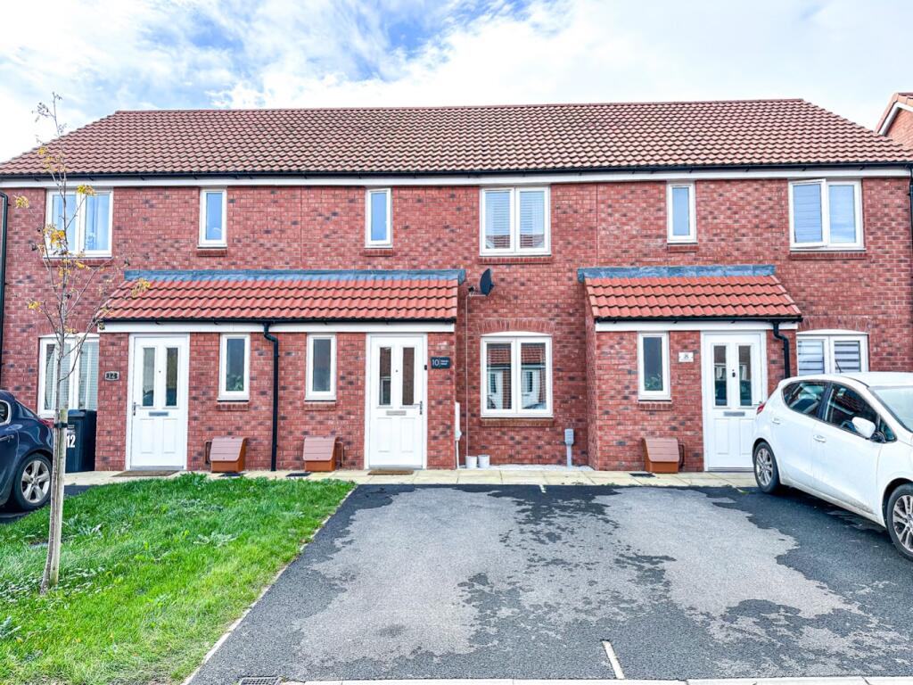 3 bedroom terraced house for sale in Warren Street, Monkton Heathfield