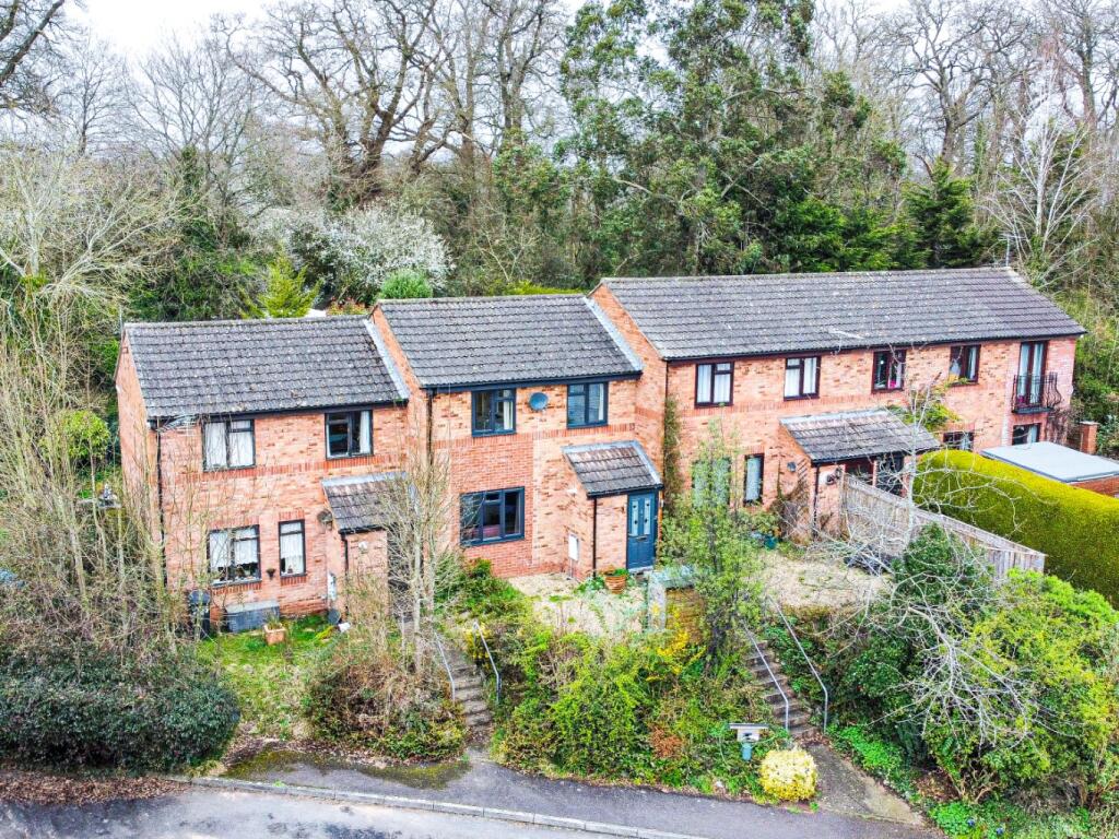 2 bedroom terraced house for sale in Dunkerton Rise, Norton Fitzwarren, TA2