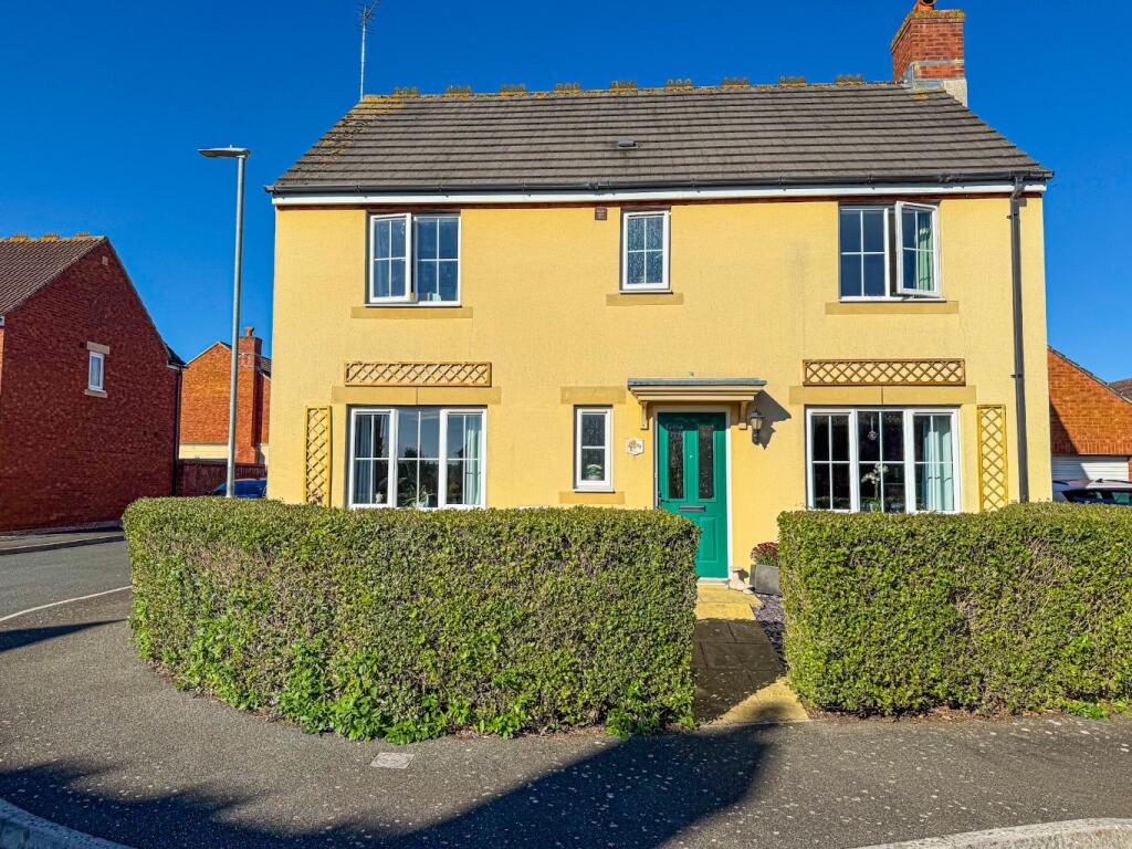 Main image of property: Oak Apple Drive, Bridgwater, Somerset, TA6 3UN