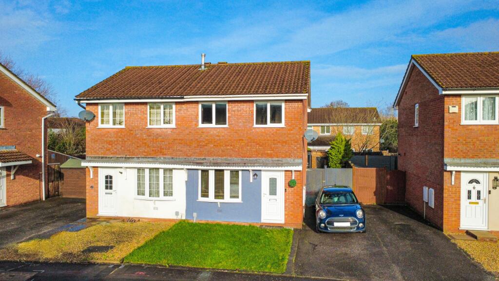Main image of property: Kenwyn Close, Taunton, Somerset