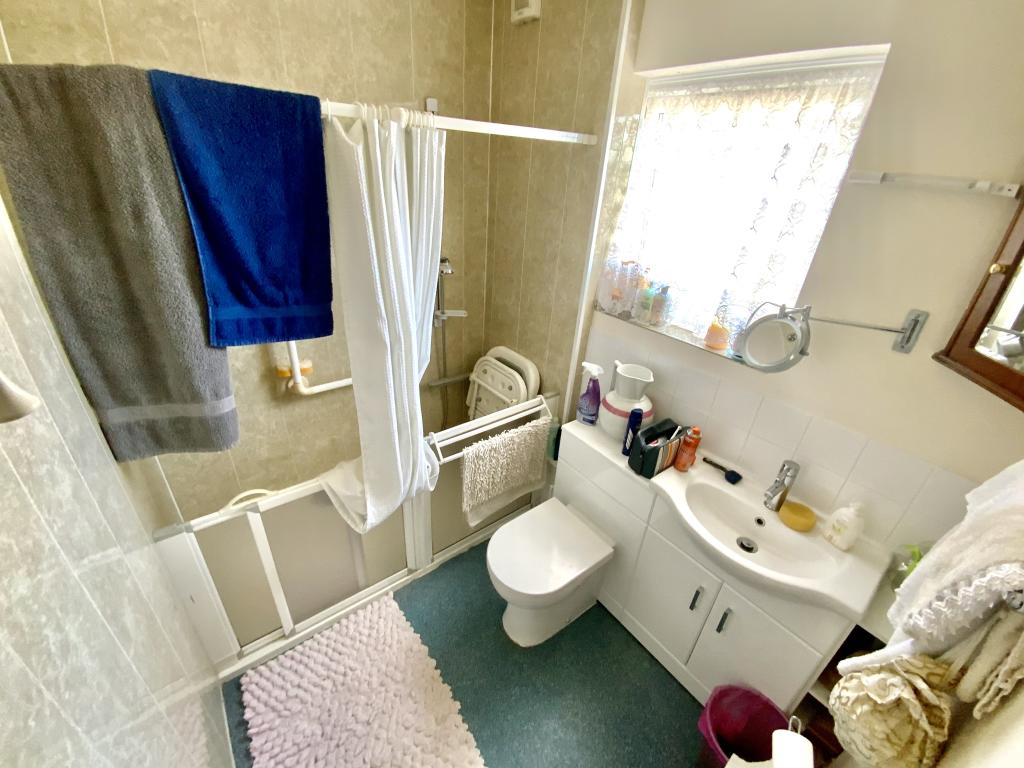 4 bedroom detached house for sale in Llanfairynghornwy, Holyhead, LL65