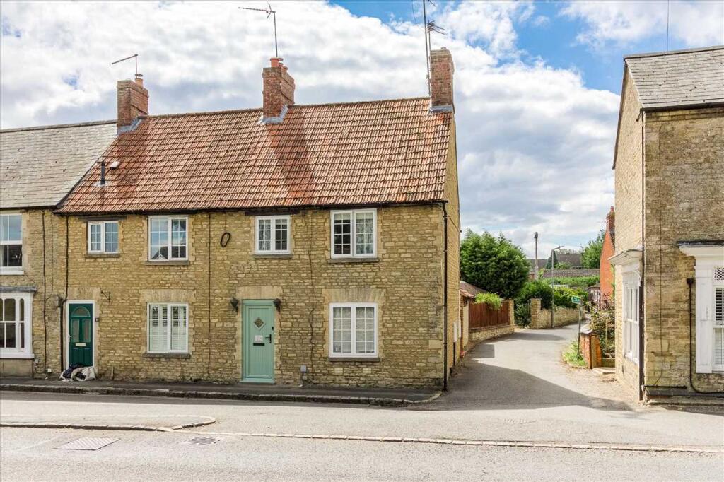 Main image of property: Northampton Road, Lavendon