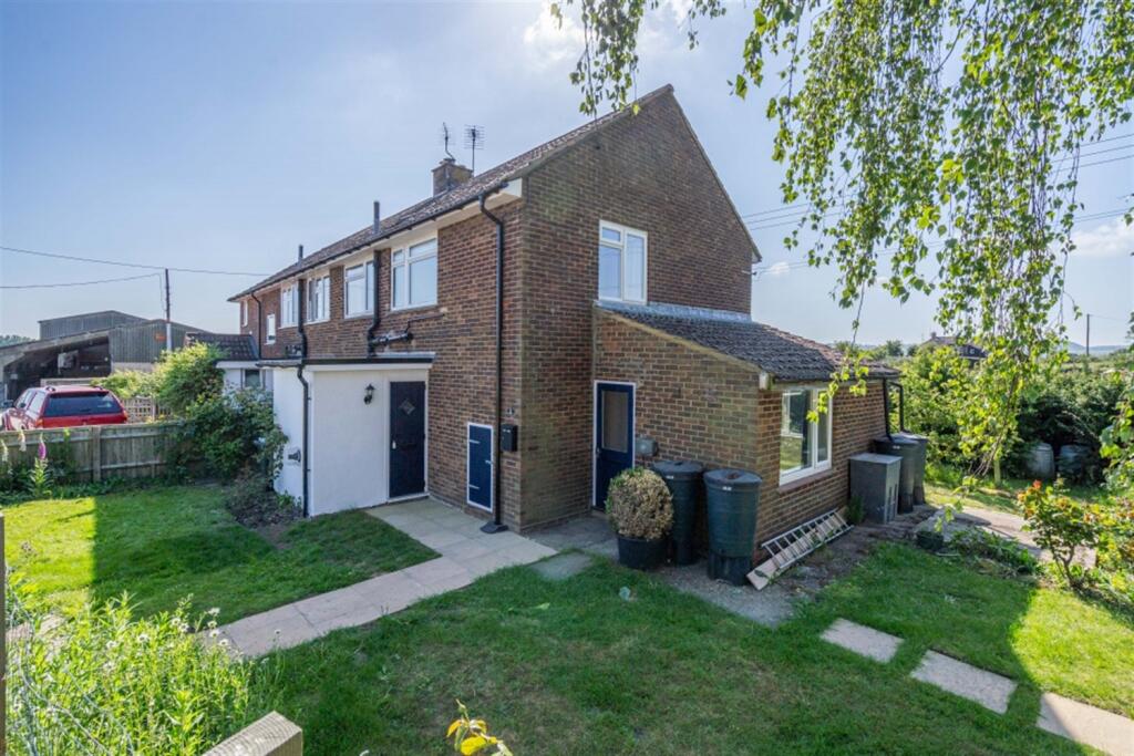 Main image of property: Marsh Hill Farm Cottages, Marsh, HP17