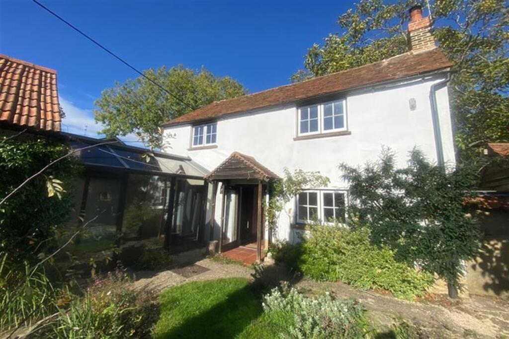 Main image of property: Townside, Haddenham, Aylesbury, HP17