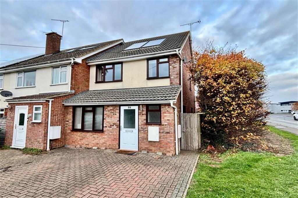 Main image of property: Garden City, Thame, OX9