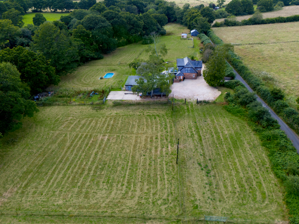 Main image of property: Rossiters Lane, SO40