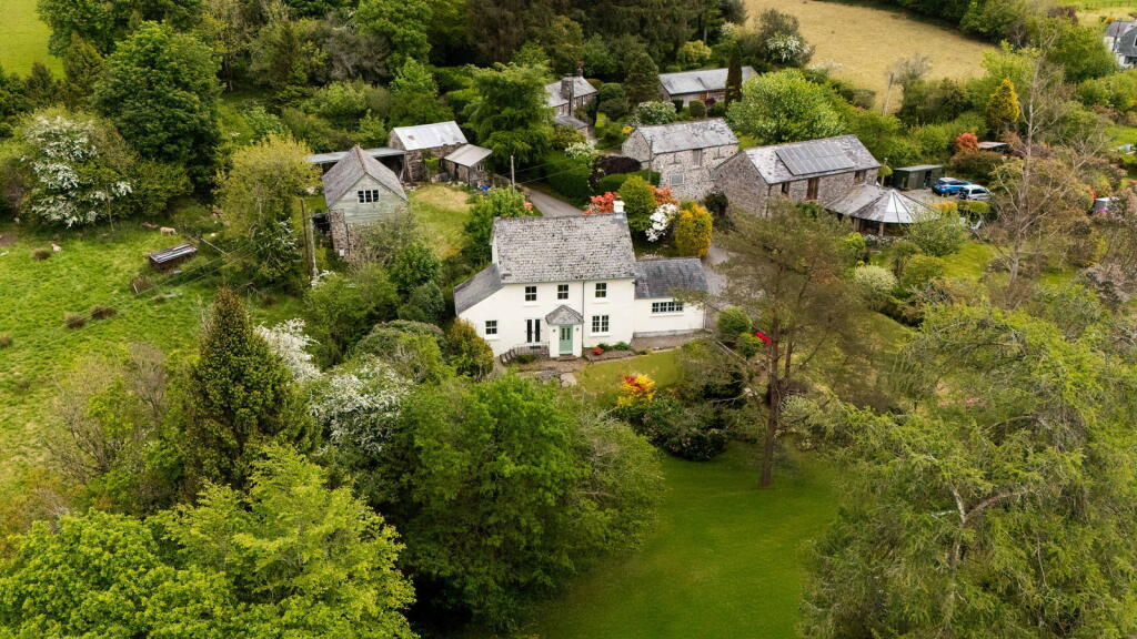 Main image of property: Lovaton, Yelverton, PL20 6PT