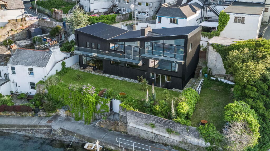 Main image of property: The Villa, Macey St, Torpoint