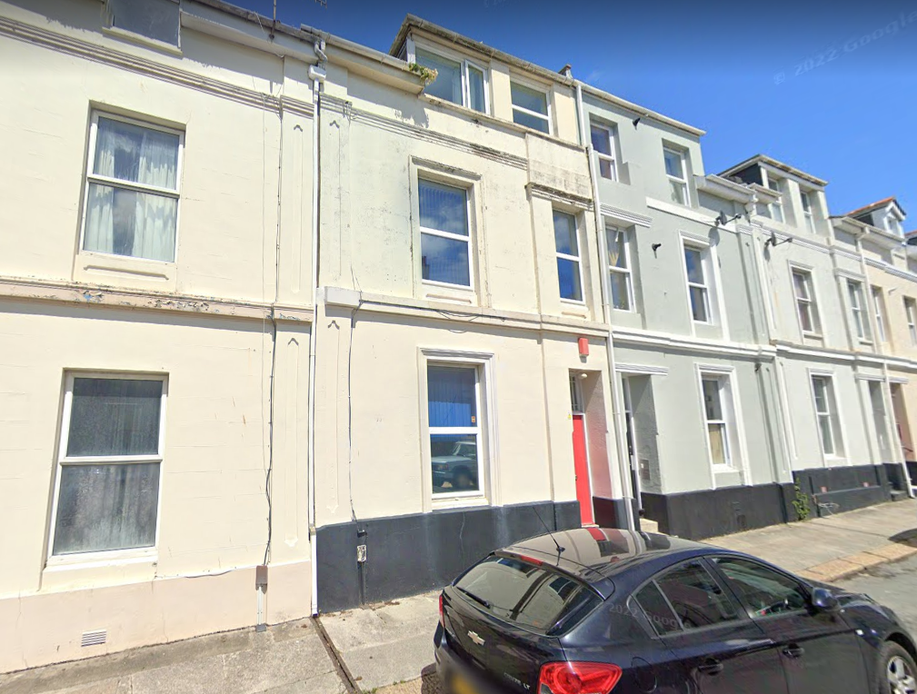 4 bedroom terraced house