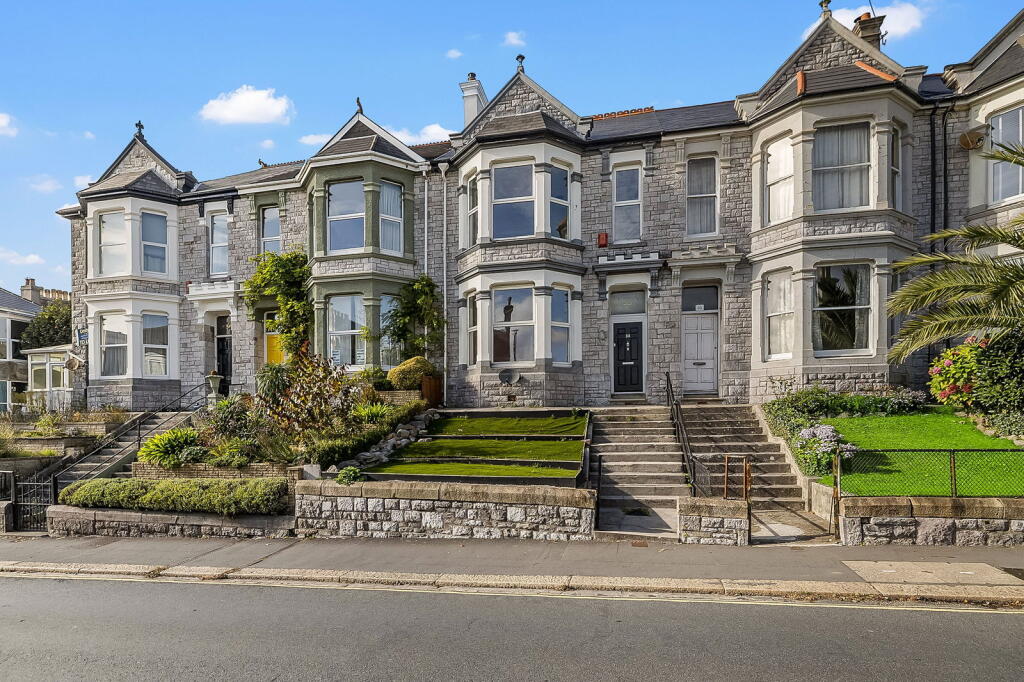 Main image of property: Lipson Road, Lipson, Plymouth, Devon, PL4 8PL