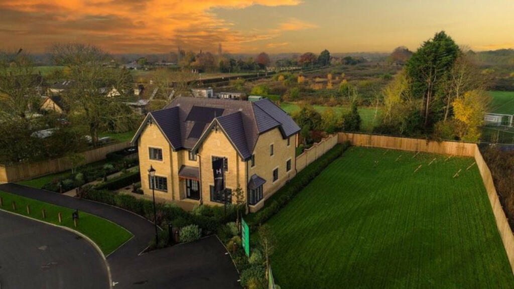 Additional property image - New Road at Hayfield Lodge, Over, CB24