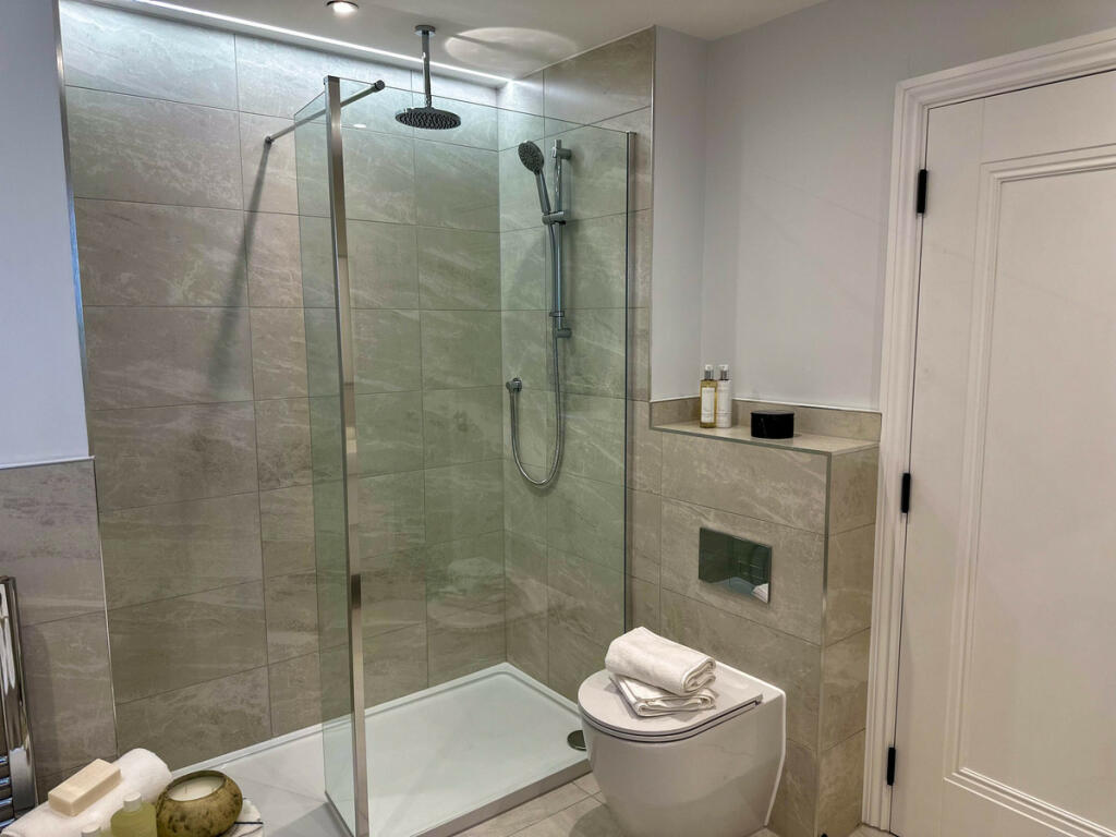 Additional property image - New Road at Hayfield Lodge, Over, CB24