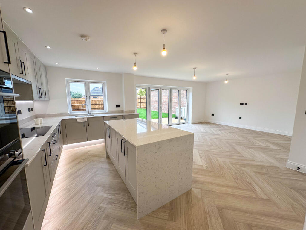 Property image for Hayfield Lodge, New Road, Over, CB24