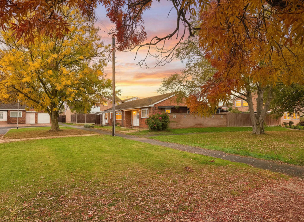 Main image of property: Dove Close, Fenstanton, PE28