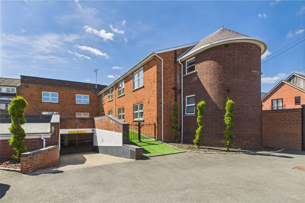 Main image of property: Alexandra House, 7 Queens Road, Farnborough, Hampshire, GU14