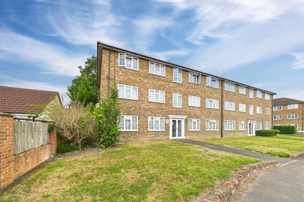 Main image of property: Hawley Court, 298-304 Fernhill Road, Farnborough, Hampshire, GU14