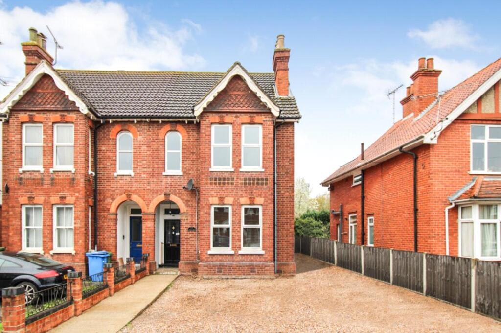 Main image of property: Park Road, Farnborough, Hampshire, GU14